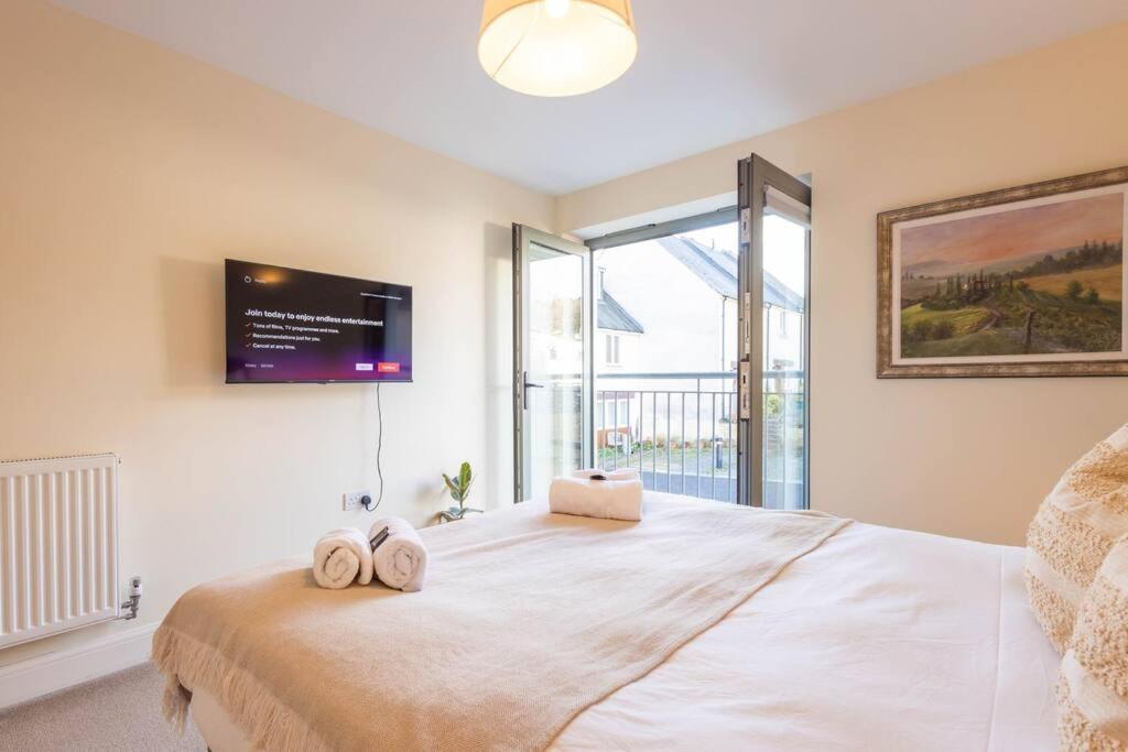 The Wellness Lodge- Gym, Table Tennis, Cinema, Parking And More! Бат Экстерьер фото